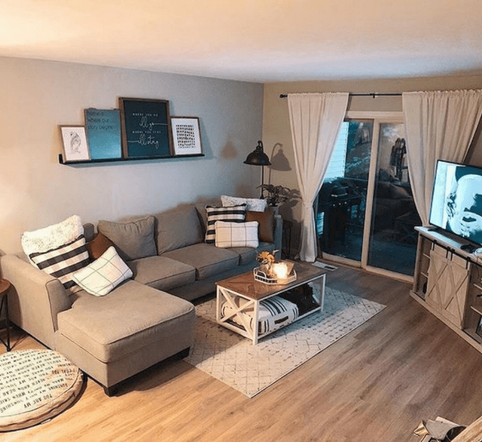 Living room decorating rooms interior cheap paint ideas designs furniture updates guide lead based chuck schmidt getty painting open walls Living room decorating rooms interior cheap paint ideas designs furniture updates guide lead based chuck schmidt getty painting open walls