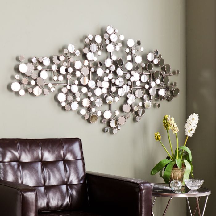 Wall Decor Ideas for Modern Homes